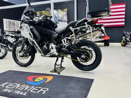 BMW-F 900 GS ADVENTURE BMW-F 900 GS ADVENTURE-2025