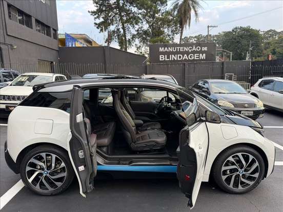 BMW-i3-0.6 HÍBRIDO REX FULL 4P AUTOMÁTICO BMW-i3-2021