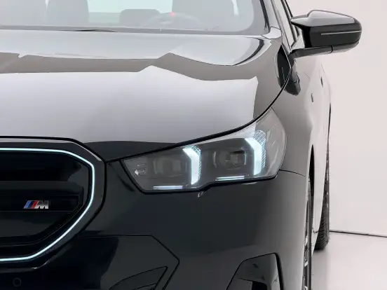 BMW-i5-ELÉTRICO XDRIVE60 M SPORT BMW-i5-2024