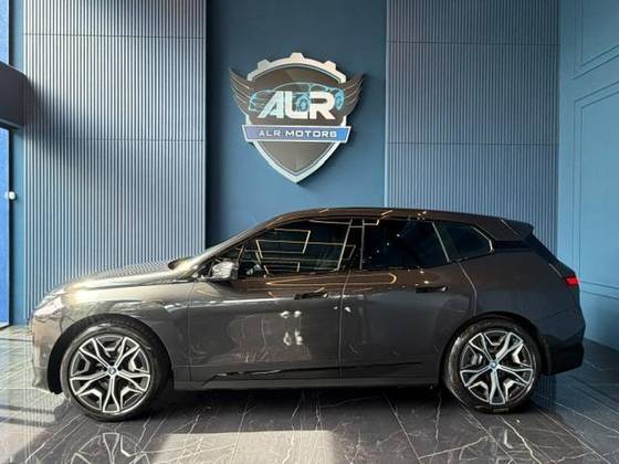 BMW iX ELÉTRICO XDRIVE40