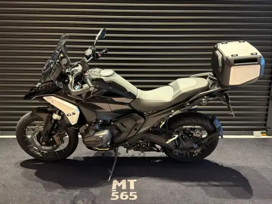 BMW-R 1300 GS TRIPLE BLACK-2025