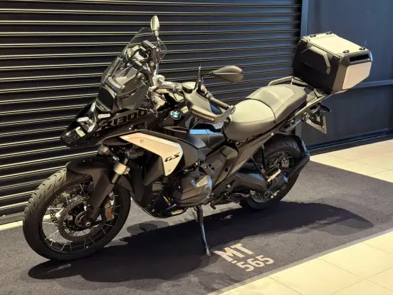 BMW-R 1300 GS TRIPLE BLACK-2025
