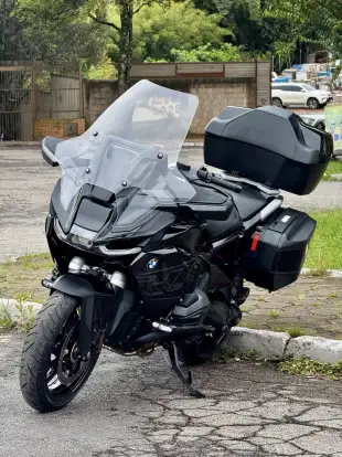 BMW-R 1300 RT TRIPLE BLACK BMW-R 1300 RT TRIPLE BLACK-2025