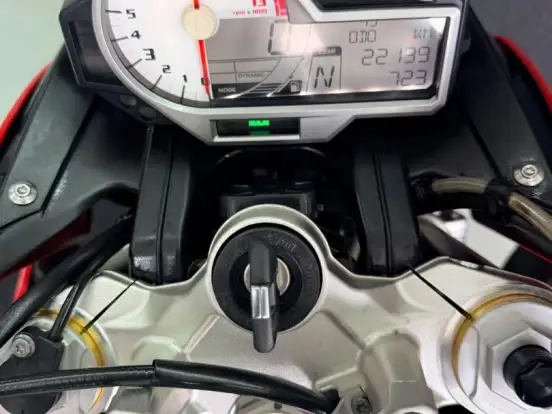BMW-S 1000 R BMW-S 1000 R-2014