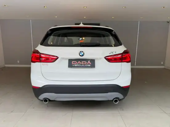 BMW-X1-2016