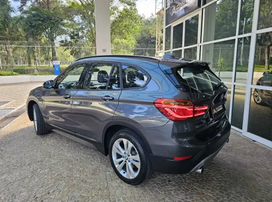 BMW-X1-2016
