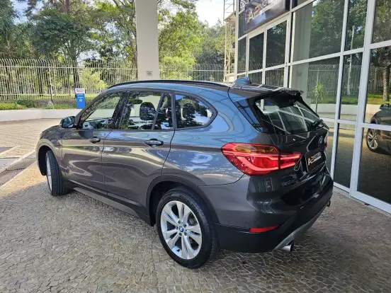 BMW-X1-2.0 16V TURBO ACTIVEFLEX SDRIVE20I 4P AUTOMÁTICO BMW-X1-2016