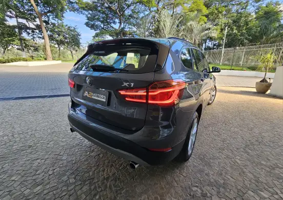 BMW-X1-2016