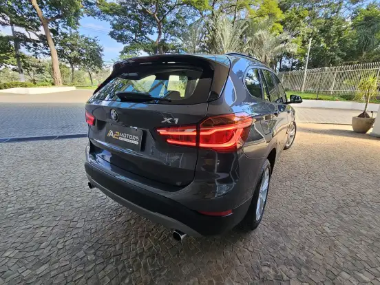 BMW-X1-2.0 16V TURBO ACTIVEFLEX SDRIVE20I 4P AUTOMÁTICO BMW-X1-2016