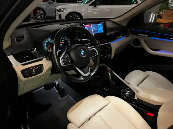 BMW-X1-2.0 16V TURBO ACTIVEFLEX SDRIVE20I X-LINE 4P AUTOMÁTICO BMW-X1-2021