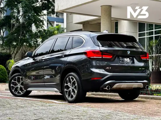 BMW-X1-2.0 16V TURBO ACTIVEFLEX SDRIVE20I X-LINE 4P AUTOMÁTICO BMW-X1-2021