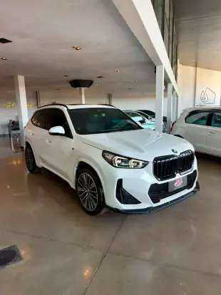 BMW-X1-2025
