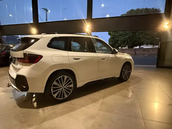 BMW-X1-2025