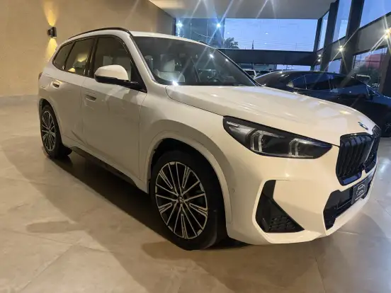 BMW-X1-2025