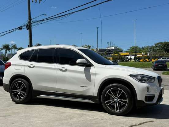 BMW-X1-2018