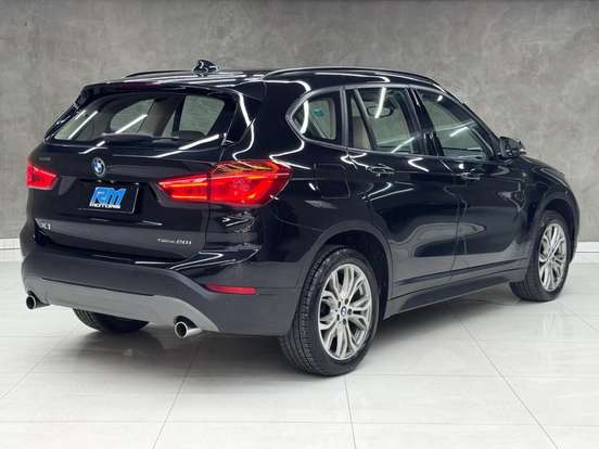 BMW-X1-2.0 16V TURBO ACTIVEFLEX SDRIVE20I GP 4P AUTOMÁTICO BMW-X1-2018