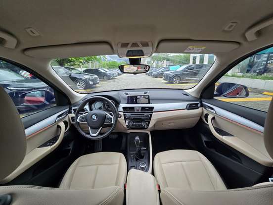BMW-X1-2021