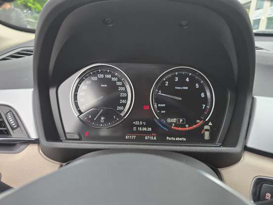 BMW-X1-2021