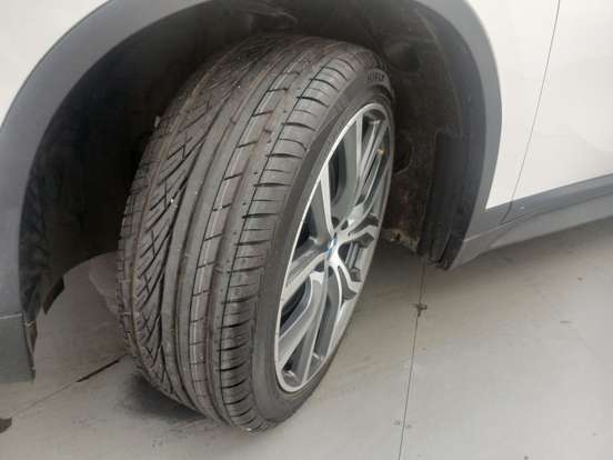 BMW-X1-2022