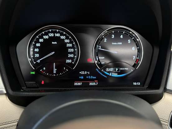 BMW-X1-2022