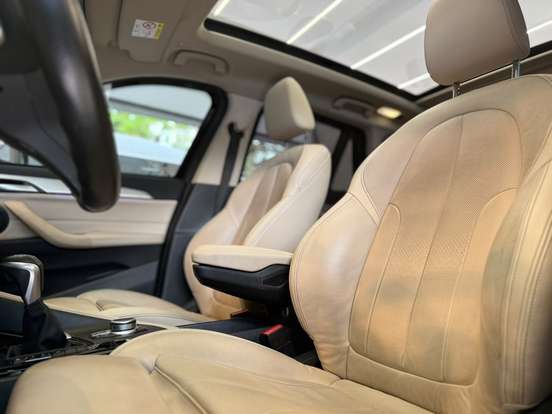 BMW-X1-2022
