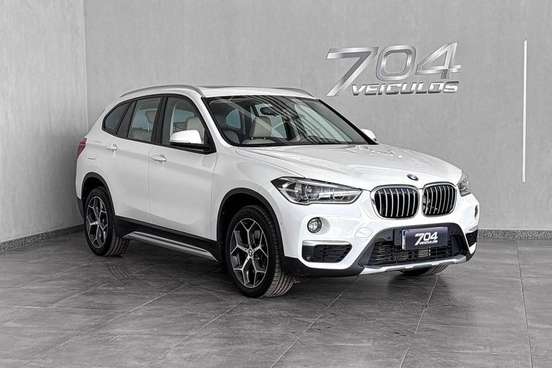 BMW-X1-2.0 16V TURBO ACTIVEFLEX SDRIVE20I X-LINE 4P AUTOMÁTICO BMW-X1-2018