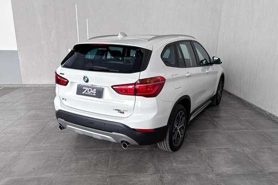 BMW-X1-2.0 16V TURBO ACTIVEFLEX SDRIVE20I X-LINE 4P AUTOMÁTICO BMW-X1-2018