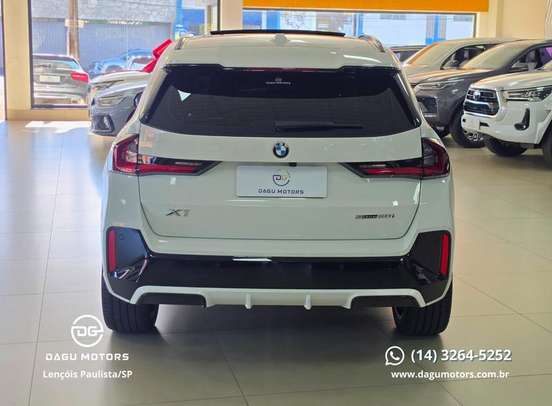 BMW-X1-2024