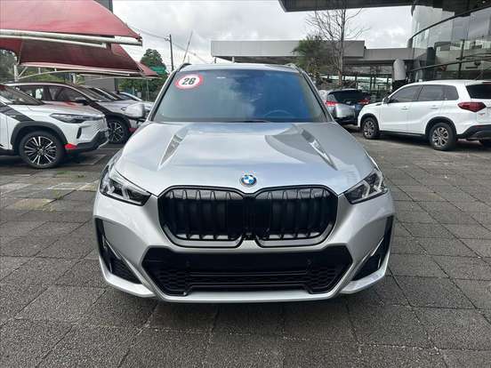 BMW-X1-2025