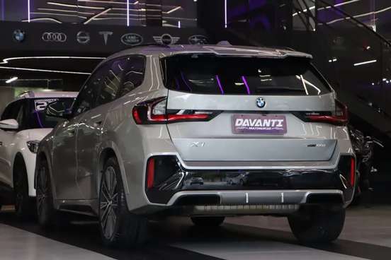 BMW-X1-2023