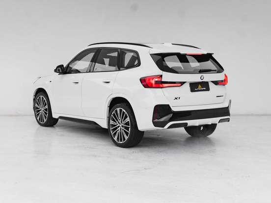 BMW-X1-2.0 16V TURBO GASOLINA SDRIVE20I M SPORT STEPTRONIC BMW-X1-2023