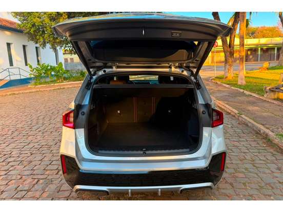 BMW-X1-2024