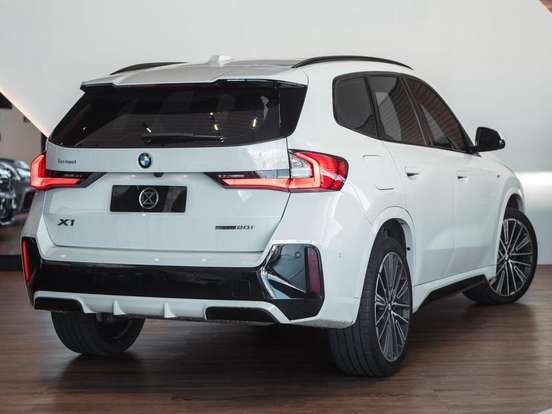 BMW-X1-2.0 16V TURBO GASOLINA SDRIVE20I X-LINE STEPTRONIC BMW-X1-2024