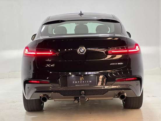 BMW-X4-2019