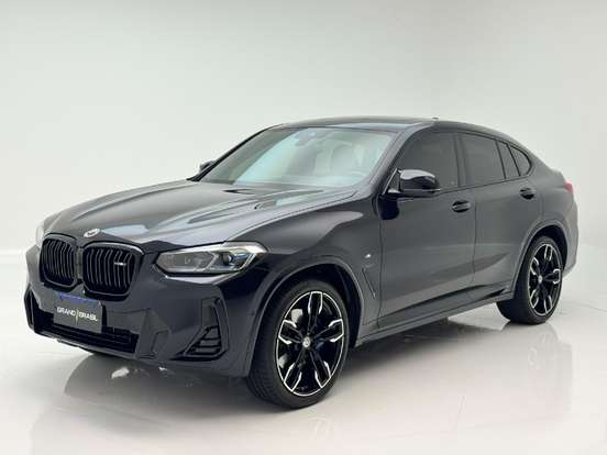 BMW-X4-2022