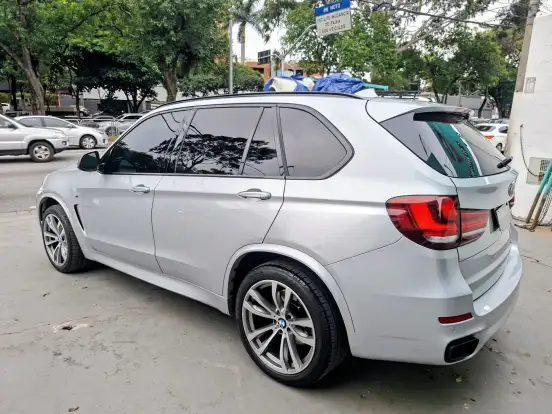 BMW-X5-3.0 4X4 M50D I6 TURBO DIESEL 4P AUTOMÁTICO BMW-X5-2016