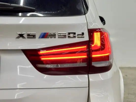 BMW-X5-2015