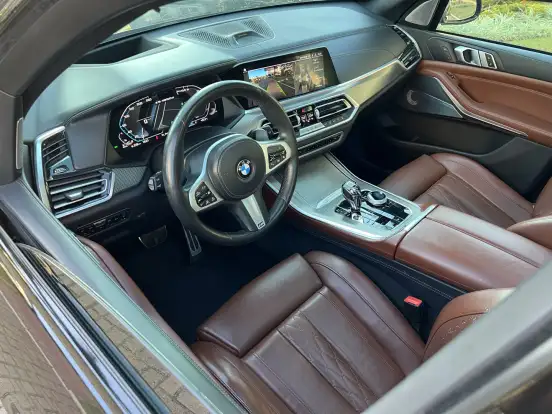 BMW-X5-2019