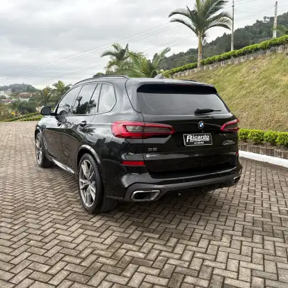 BMW-X5-2018