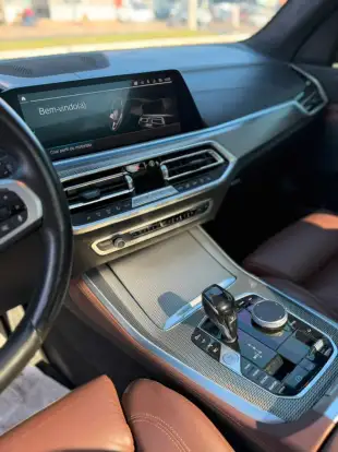 BMW-X5-2021