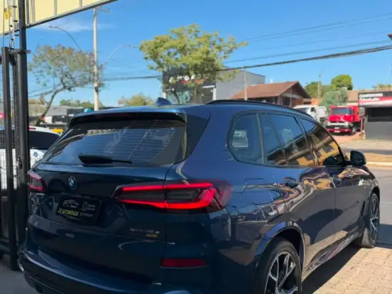 BMW-X5-3.0 I6 TURBO HÍBRIDO XDRIVE45E M SPORT AUTOMÁTICO BMW-X5-2021