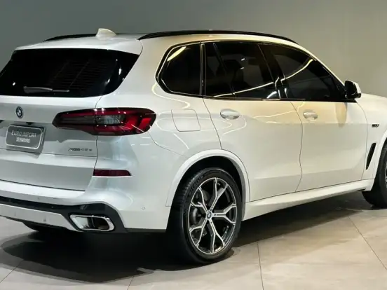 BMW-X5-3.0 I6 TURBO HÍBRIDO XDRIVE45E M SPORT AUTOMÁTICO BMW-X5-2021