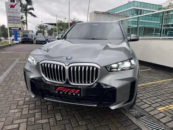 BMW-X5-3.0 I6 TURBO HÍBRIDO XDRIVE50E M SPORT AUTOMÁTICO BMW-X5-2024
