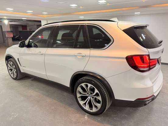 BMW-X5-3.0 4X4 30D I6 TURBO DIESEL 4P AUTOMÁTICO BMW-X5-2017