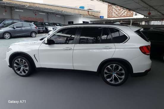 BMW-X5-2017