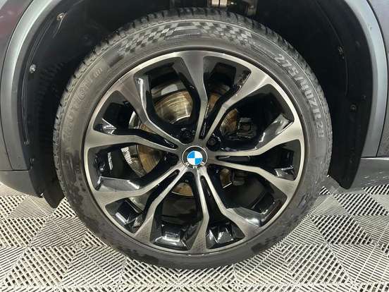 BMW-X5-2018