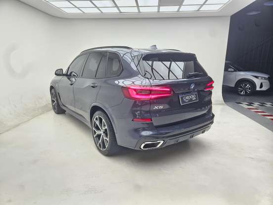 BMW-X5-3.0 I6 TURBO HÍBRIDO XDRIVE45E M SPORT AUTOMÁTICO BMW-X5-2021