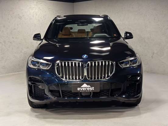 BMW-X5-2022