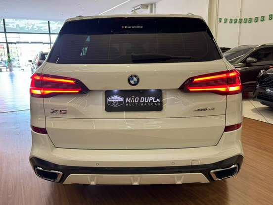 BMW-X5-2020