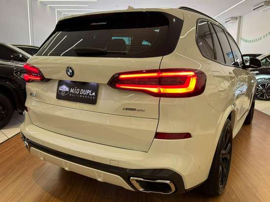 BMW-X5-2020